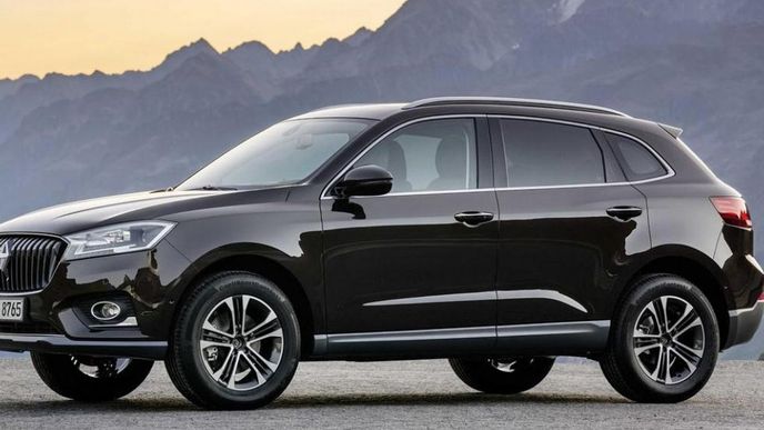 Borgward BX7 je první novodobý model znovuzrozené německé automobilky. Ta zanikla v 60. letech dvacátého století.