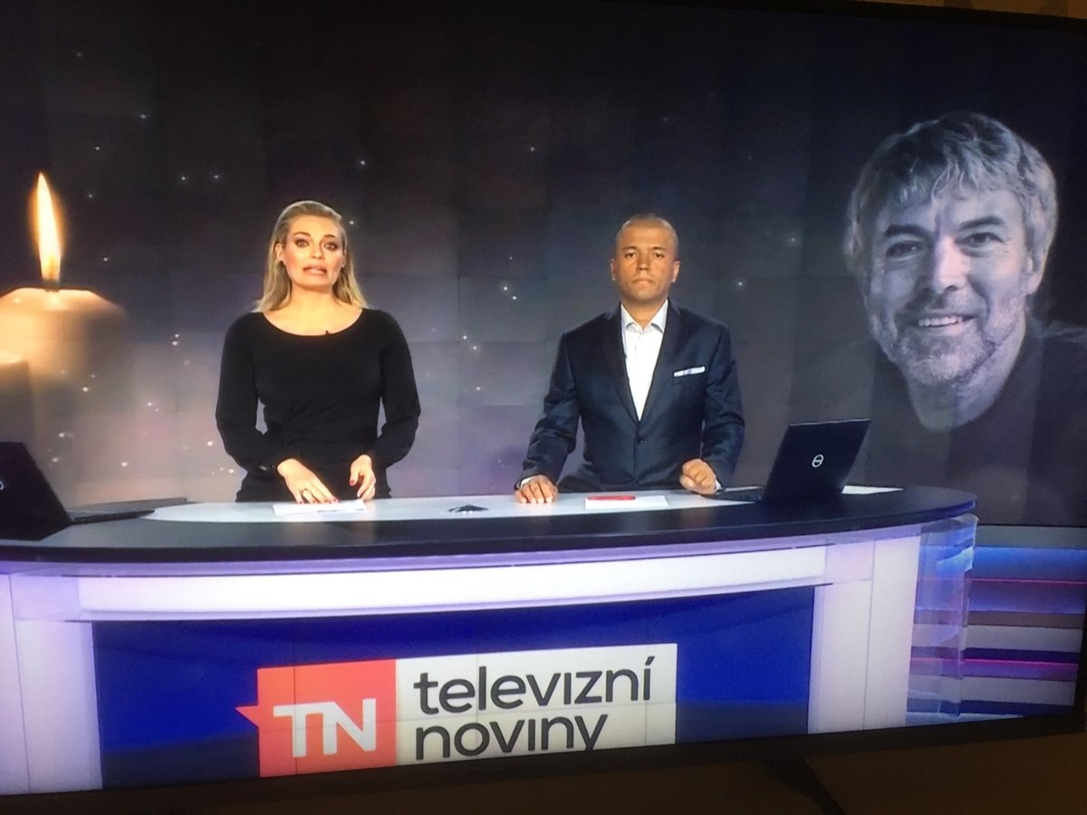 Televizní noviny: Lucie Borhyová, Rey Koranteng a zpráva o smrti Petra Kellnera (29. 3. 2021)