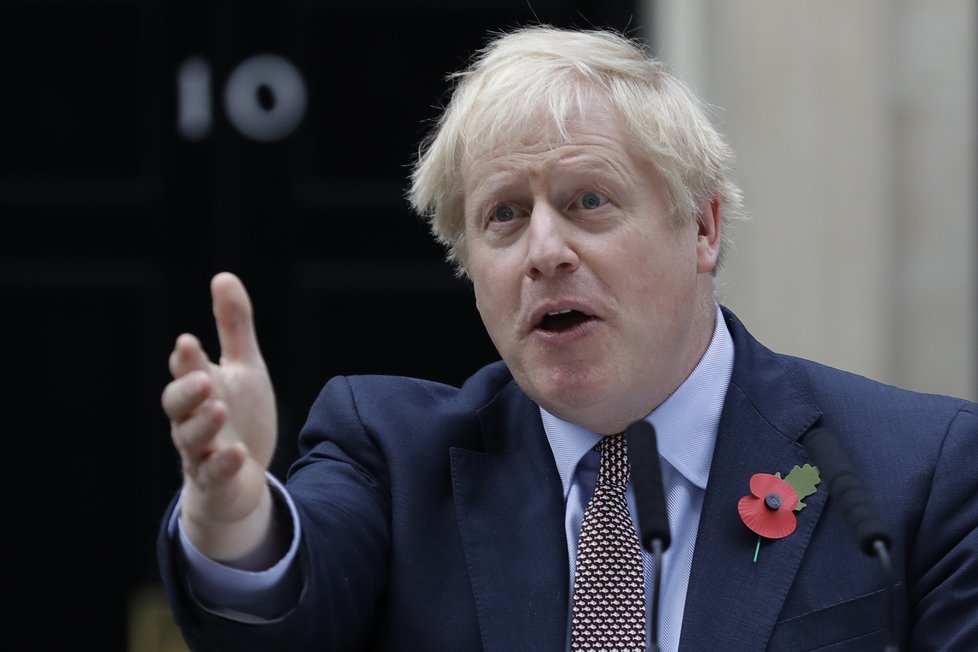 Projev britského premiéra Borise Johnsona před jeho sídlem v Downing Street (6. 11. 2019