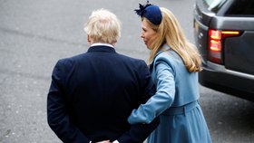 Britský premiér Boris Johnson se svou těhotnou přítelkyní Carrie Symondsovou (9.03.2020)