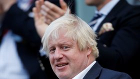 Boris Johnson po oznámení rozvodu vyrazil s přáteli o víkendu na cricket (foto 8. 9. 2018)