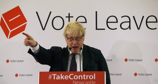 Vyřídí brexit excentrik Boris? Johnson dal Londýnu kola, školákům do těla 