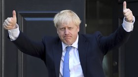 Nadaní cizinci budou mít i po brexitu dveře do Británie otevřené, slíbil premiér Johnson 