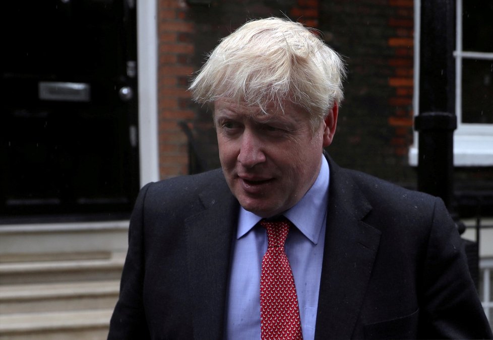 Britský ministr financí Hammond podá demisi. Učiní tak před tím, než ho kvůli nesouhlasu s brexitem bez dohody odvolá zřejmý příští premiér Johnson. (Na fotce)