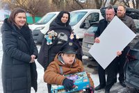 Pomoc pro okradeného Boriska (12): Postiženému chlapci sebrali sedačku, bez ní se bojí