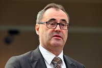 Povinnost hlasovat pro Okamuru? Dezinformace, čílí se Šťastný. A konečně jasno u rozpočtu