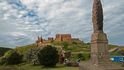 Ostrov Bornholm, který leží v jihozápadní části Baltu, je rájem cyklistů. Na kole se dostanete k největší středověké pevnosti Hammershus i ke skalnatému pobřeží. Jezdí se sem samozřejmě také za vodními sporty – nejčastěji si tu turisté vyzkoušejí windsurfing, kajak a potápění.