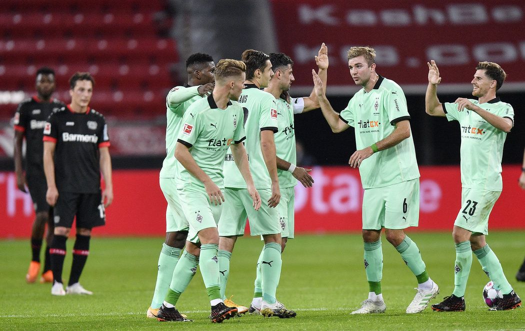 Momentka z utkání Bayer 04 Leverkusen versus Borussia Mönchengladbach.