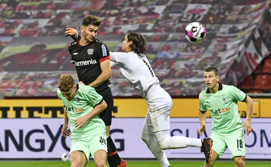 Momentka z utkání Bayer 04 Leverkusen versus Borussia Mönchengladbach.