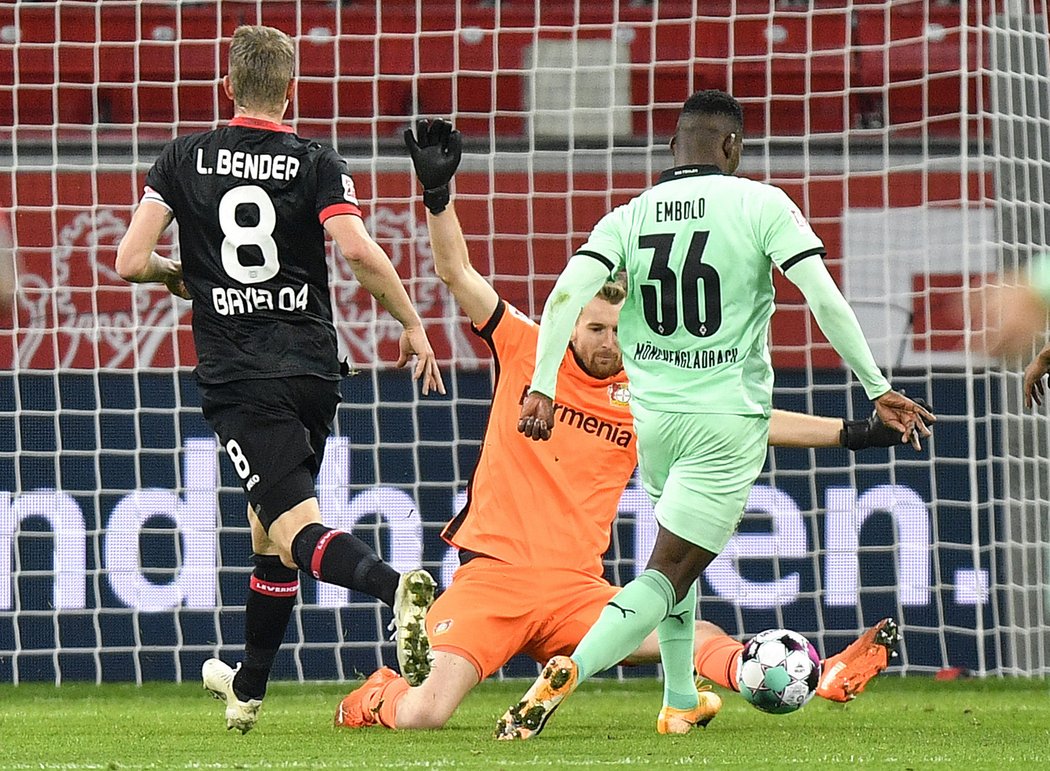 Momentka z utkání Bayer 04 Leverkusen versus Borussia Mönchengladbach.