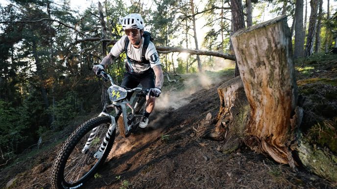 Richard „Gaspi“ Gasperotti (49) – legenda freeridingu, která se zasazuje o vyšší bezpečnost na eMTB Richard „Gaspi“ Gasperotti (49) – legenda freeridingu, která se zasazuje o vyšší bezpečnost na eMTB
