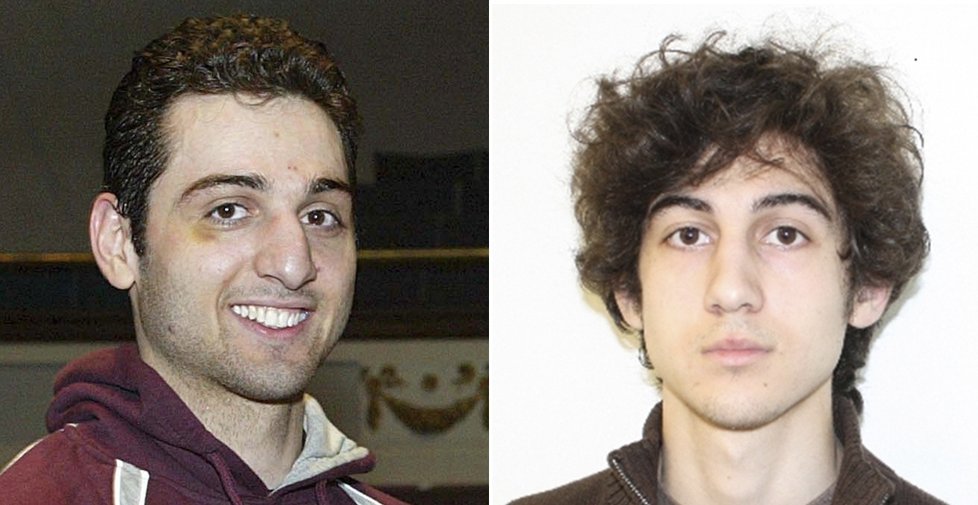 Tamerlan Tsarnaev (vlevo) a Džochar Carnajev - bratři podezřelí z bombového útoku při bostonském naratonu.