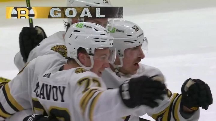 SESTŘIH: Toronto - Boston 2:4. Bruins znovu vedou, Pastrňák asistoval