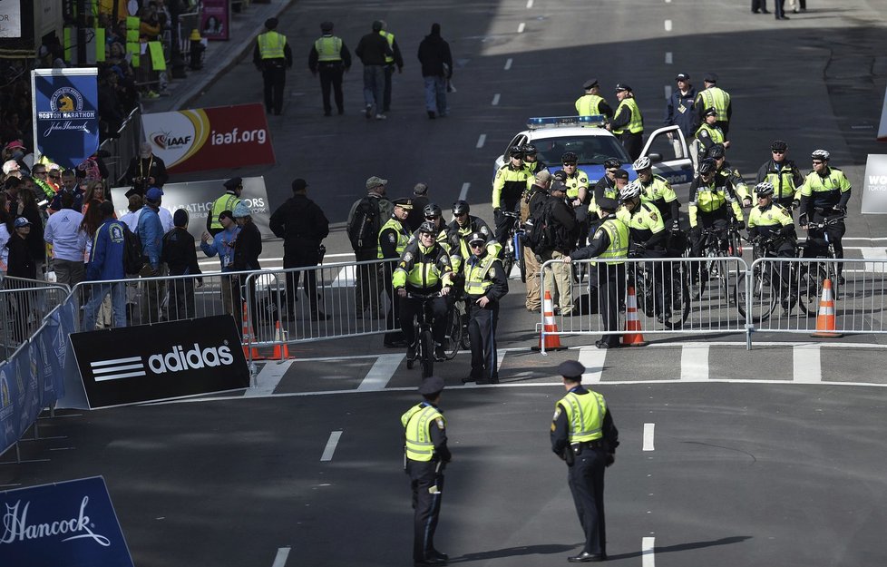 Přísná bezpečnostní opatření na bostonském maratonu: Masakr se již prostě nesměl opakovat