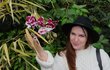 O orchideji se mluví jako o královně rostlinné říše. Přijela se na ně podívat i lékařka Mária Rasková (25).