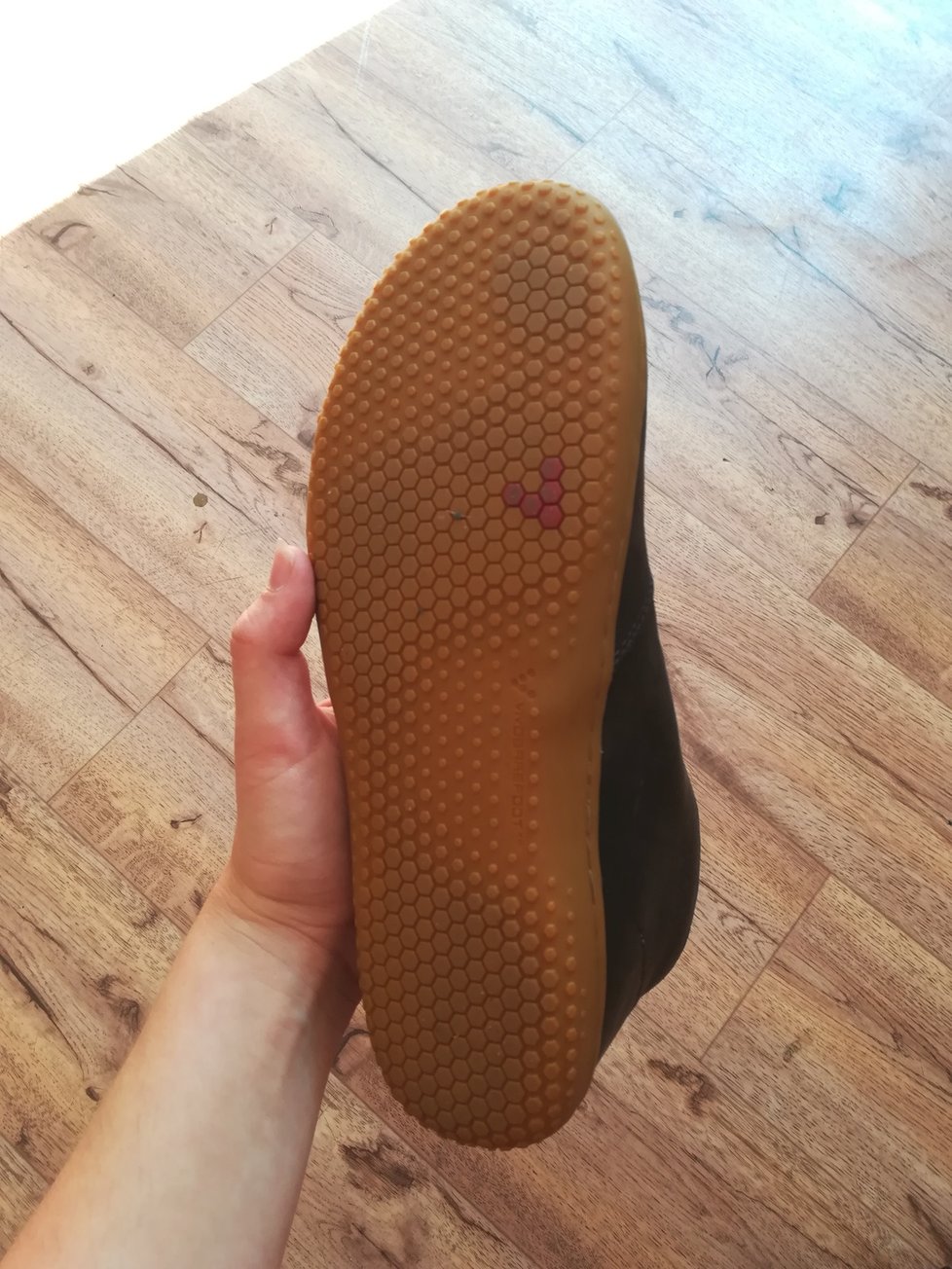 Podrážka barefootových kotníčkových bot