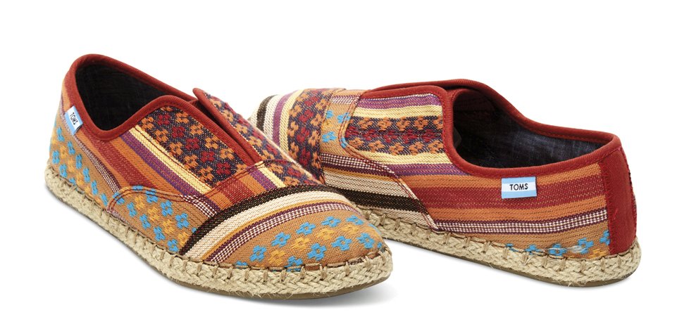 Toms, 1840 Kč, do velikosti 42,5