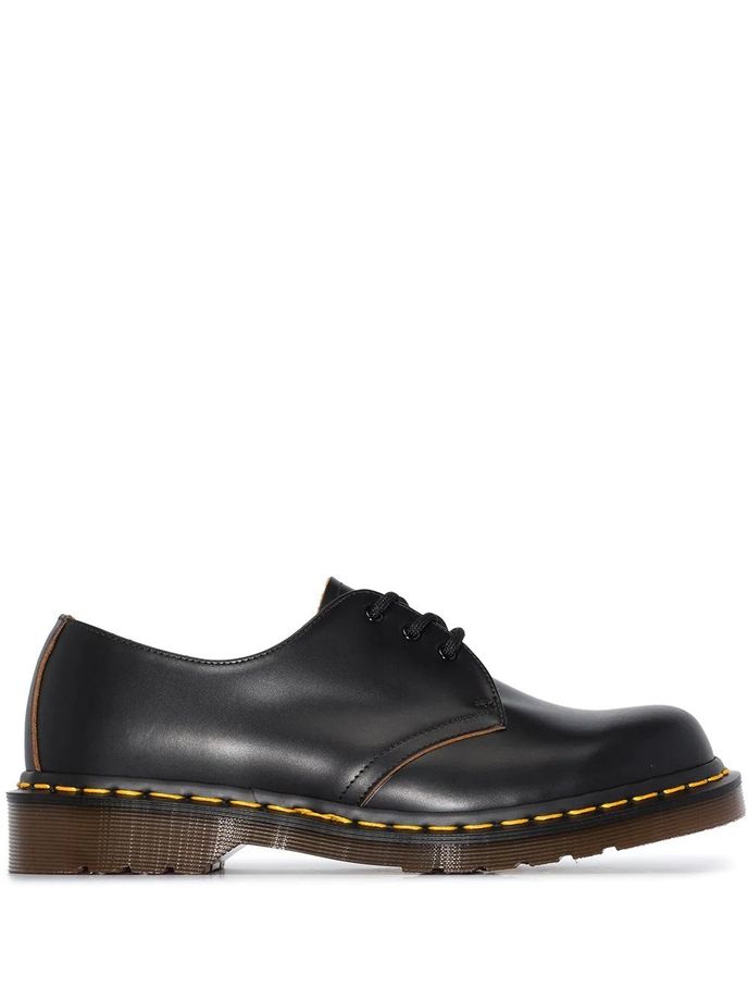 Dr. Martens, 215 eur, prodává Farfetch.com