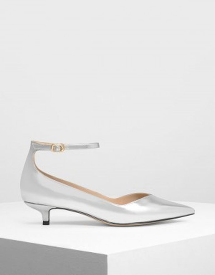 Charles Keith, 59 eur, www.charlesandkeith.com Charles Keith, 59 eur, www.charlesandkeith.com
