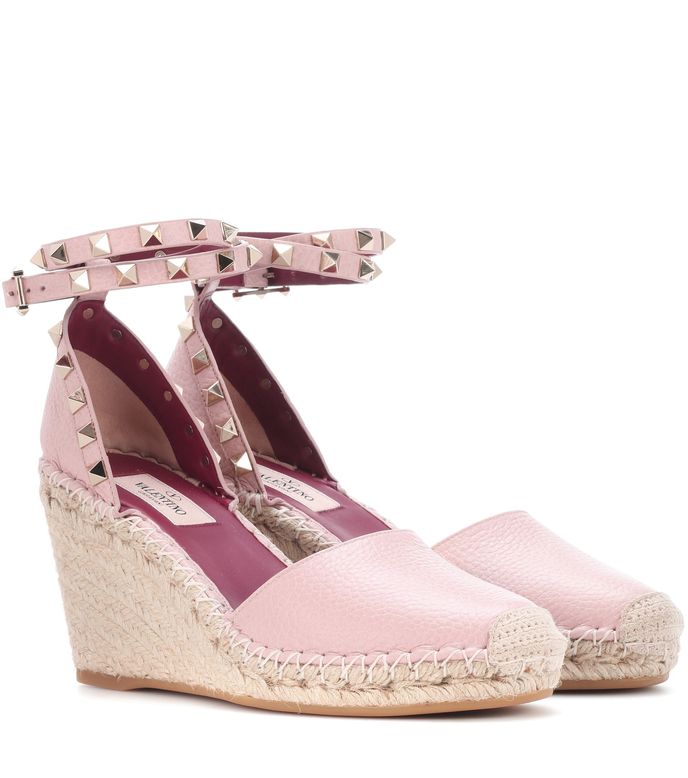 Valentino, 590 eur, prodává MyTheresa.com Valentino, 590 eur, prodává MyTheresa.com