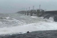 V Evropě řádí bouře Benjamin, zabíjela na Korsice. Šílené počasí se žene i na Česko!