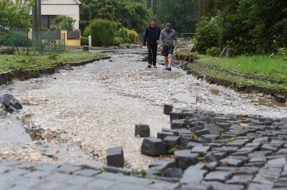 Prudké deště zasáhly značnou část republiky (14. 6. 2020).