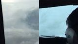Podívejte se do obřího hurikánu: Letadlo vlétlo do oka cyklonu Matthew