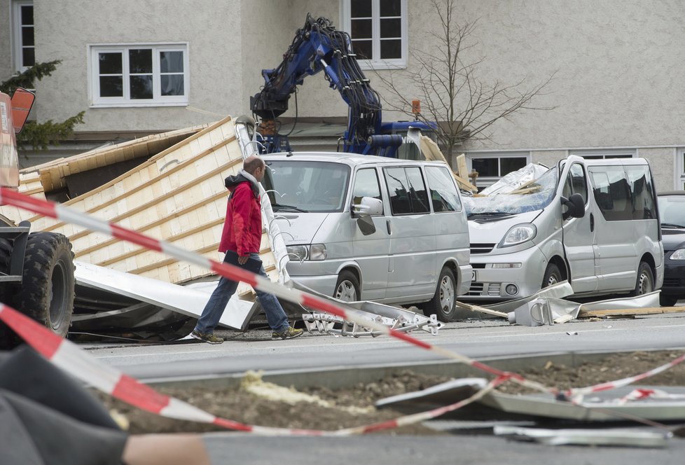 Bouřlivé počasí v Německu napáchalo řadu škod