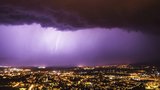 Ženu a tři dívky vážně zranila bouřka na Děčínsku. V Česku znovu udeřily silné bouře