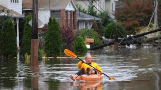 Severovýchod USA se začíná vzpamatovávat z řádění bouře Sandy