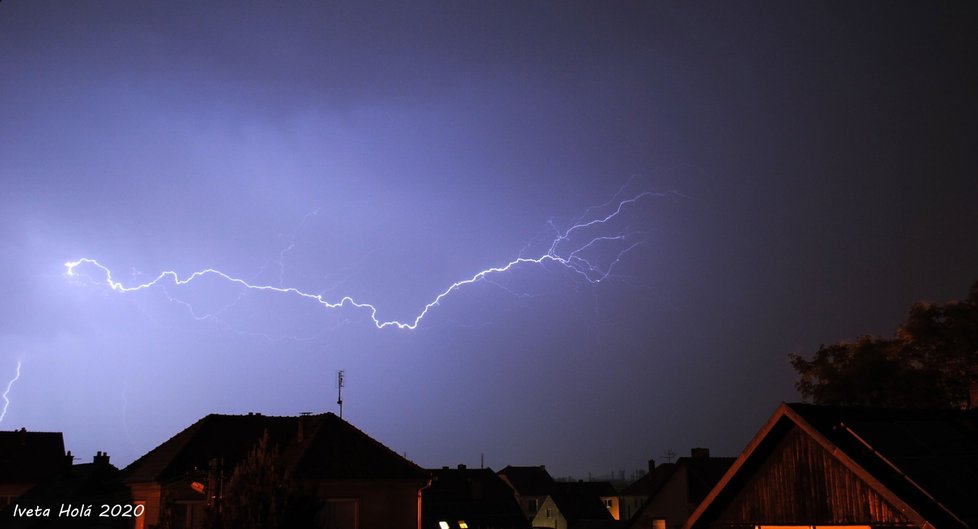 Bouřka v Mohelně na Vysočině (6. 6. 2020)