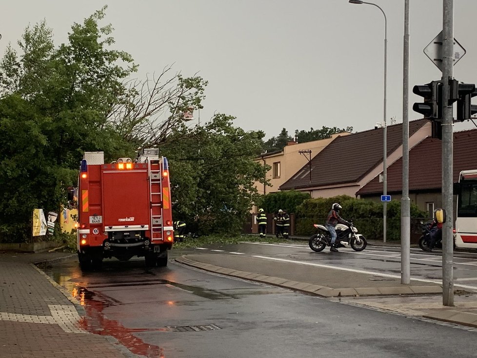 O víkendu zasáhly Česko masivní bouřky a silné srážky.