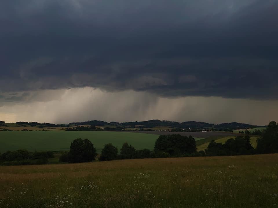 Bouřka zasáhla Táborsko. (10. 7. 2020)