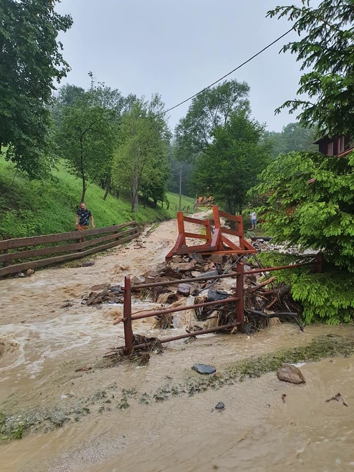 Blesková povodeň u penzionu v obci Žítková na Uherskohradišťsku. 