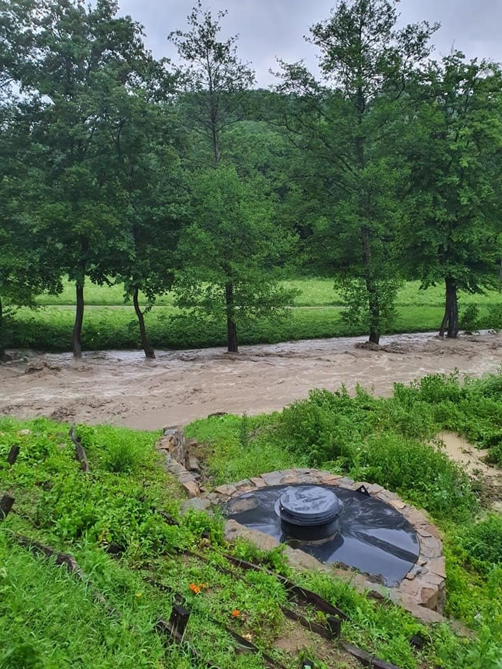 Blesková povodeň u penzionu v obci Žítková na Uherskohradišťsku