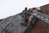 Bouřka dala hasičům zabrat: Vyjížděli na více než 260 míst! Nejhůře bylo v Brně a u Vyškova