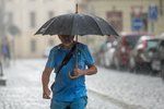 Bude nadprůměrně pršet, odhadují meteorologové.