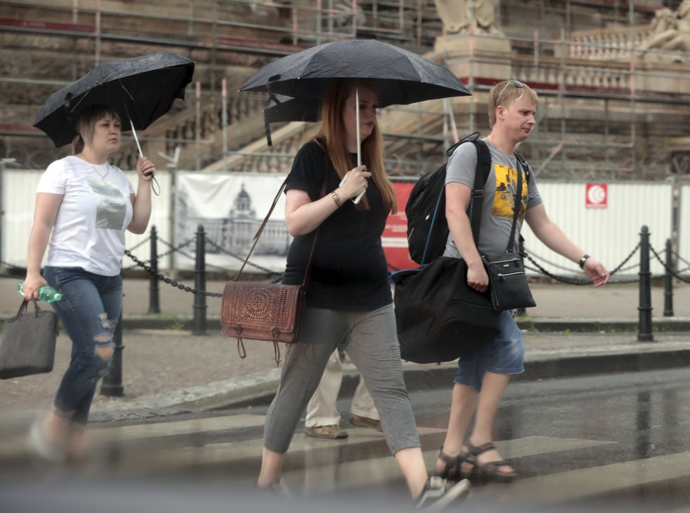 Česko zasáhnou bouřky, varování meteorologů platí až do neděle. (ilustrační foto)