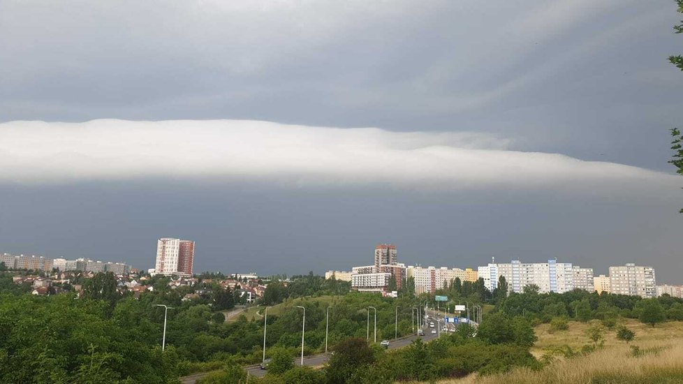 Bouřka v Praze 13. (20. června 2022)