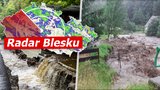 Silné bouřky bičují Česko: Po lijácích a krupobití hrozí rozvodnění řek, sledujte radar Blesku