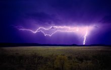 Varování meteorologů: Českem se přeženou bouřky!