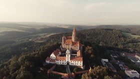 Hrad Bouzov patří státu, Německý řád „ostrouhal“. Definitivu dal Ústavní soud