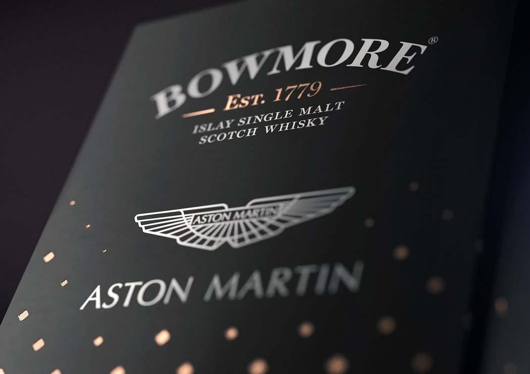 Bowmore Aston Martin 21 Masters SelectionBottle