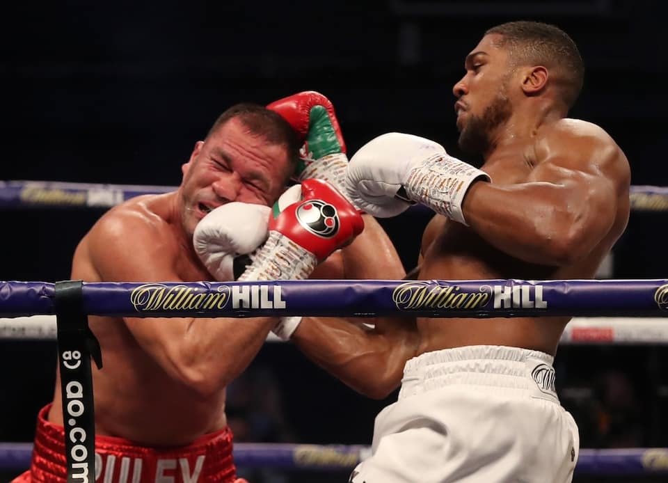 Anthony Joshua knockoutoval Kubrata Puleva v devátém kole!