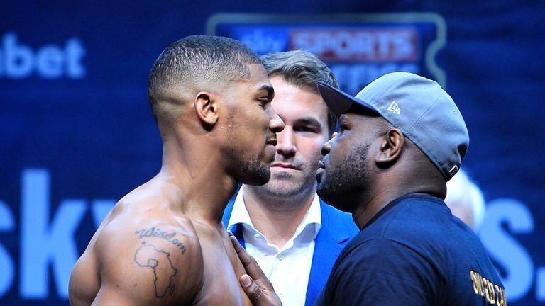 Anthony Joshua a Kevin Johnson