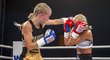 Česká boxerka Fabiána Bytyqi zvítězila nad Denise Castleovou z Velké Británie v utkání o titul mistryně světa organizace WBC v Ústí nad Labem