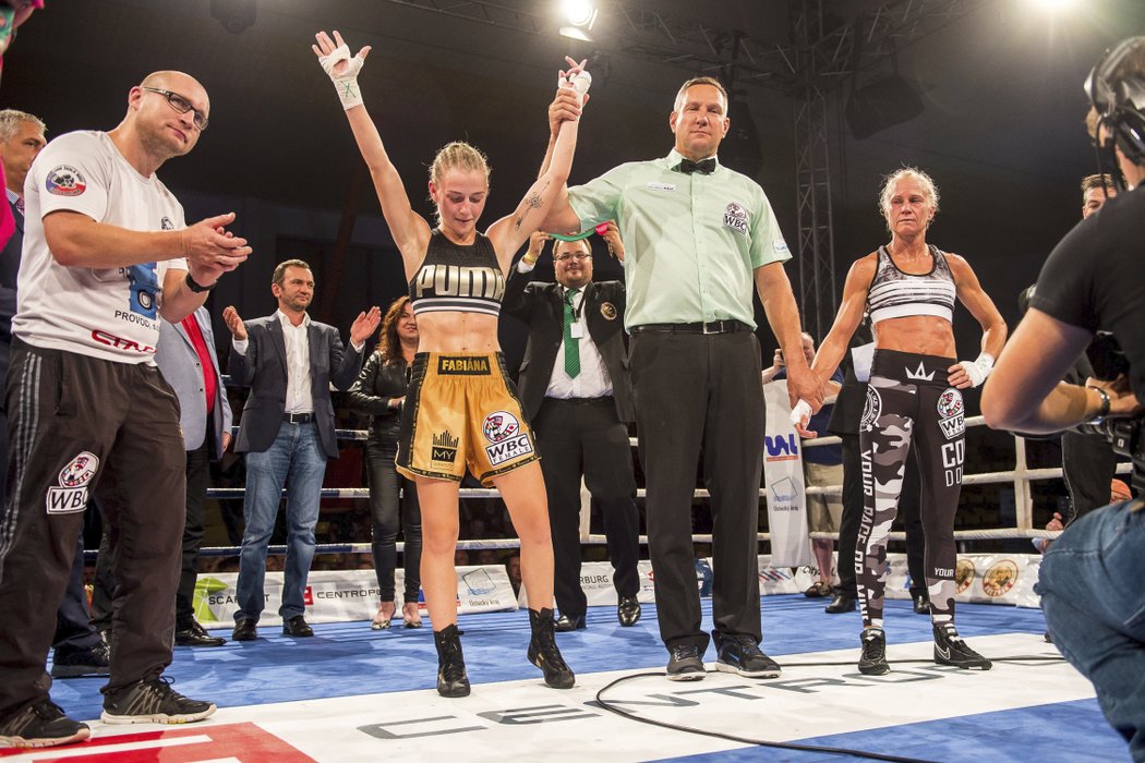 Boxerka Fabiána Bytyqi vyhrála utkání o titul mistryně světa organizace WBC