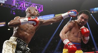 Mayweather si nepřeje odvetu: Pacquiao je zbabělec, vzkázal