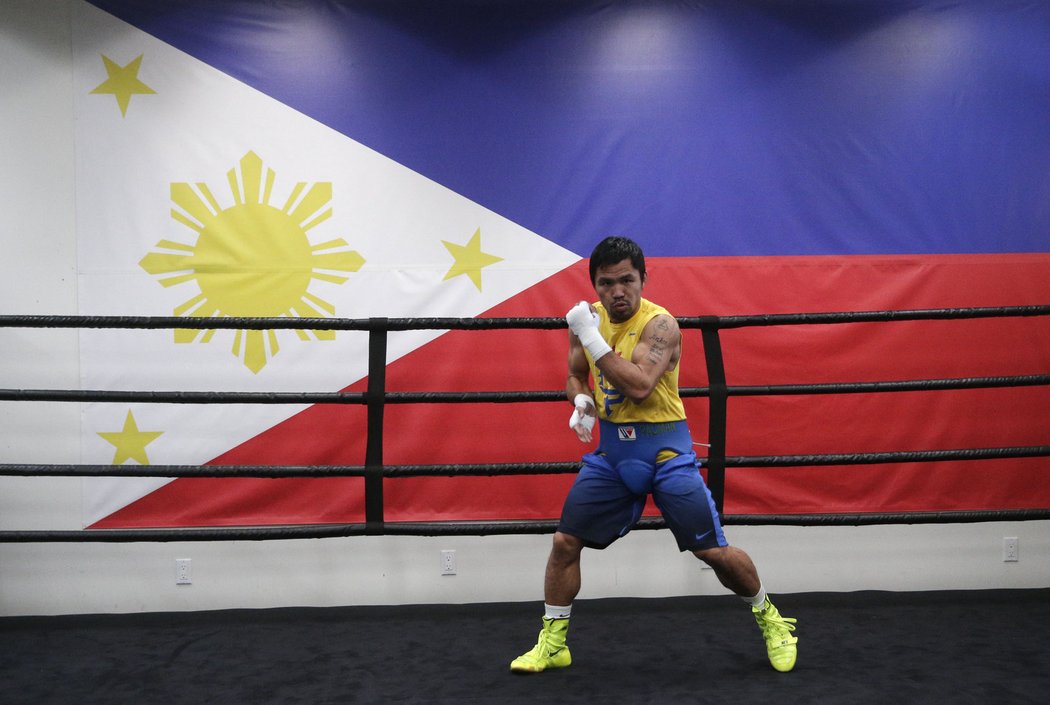 Manny Pacquiao trénuje na souboj s Floydem Mayweatherem