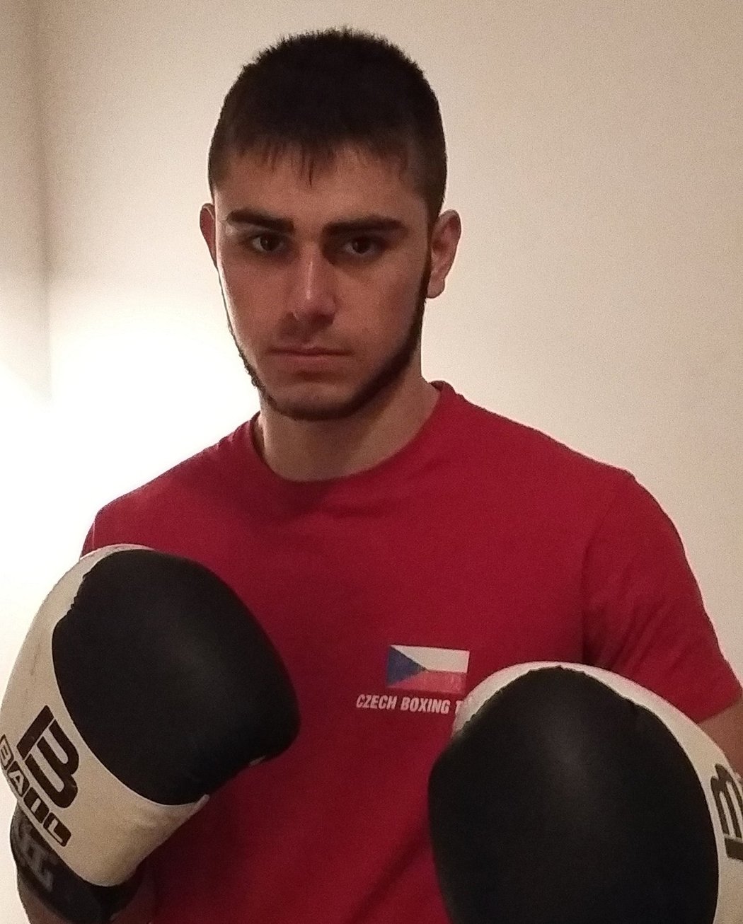 Český boxer Viktor Agateljan